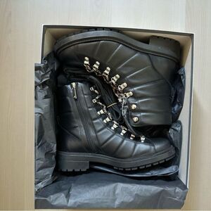 New In Box Aquatalia Leia Hiker Black Leather Boot With Dust Bag Size 8.5M